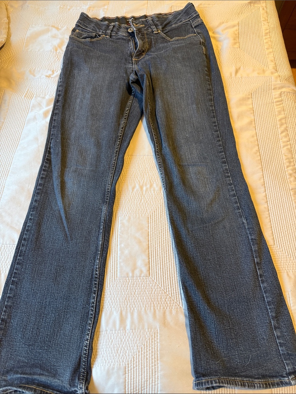 Women’s Dark Blue Stretch Bootcut Jeans - Classic Fit